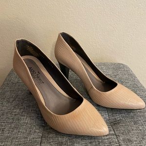 Tan Heels